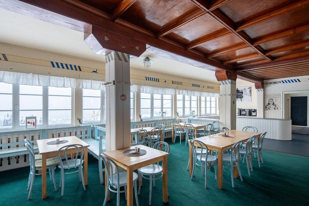 Prazska Bouda Hotel Pec pod Sněžkou Kültér fotó