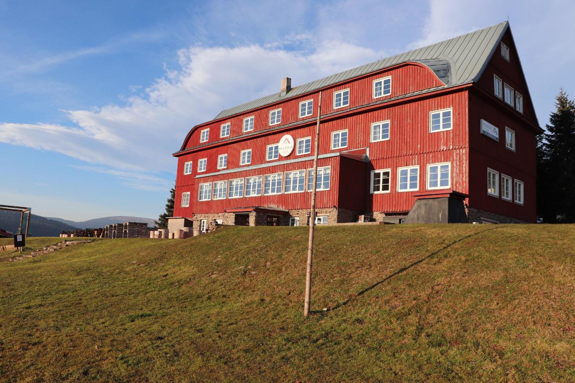 Prazska Bouda Hotel Pec pod Sněžkou Kültér fotó